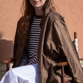 Immagine per la categoria ABBIGLIAMENTO DONNA